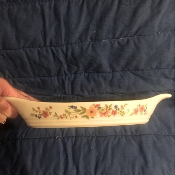 Lot of 2 BAKE SERVE N’ STORE Vintage Sweet Flowers Casserole & Souffle Dishes - Picture 7 of 13